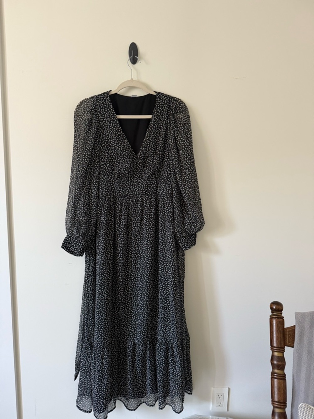 Old Navy Black Floral V-Neck Maxi Dress